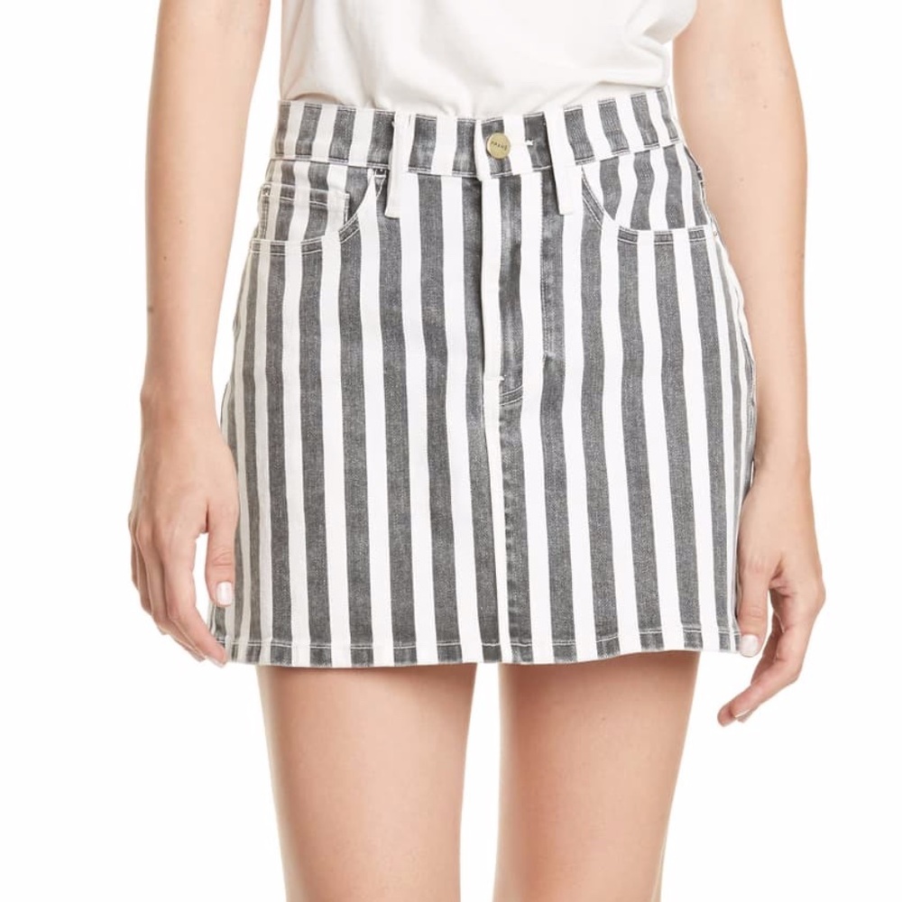 NWT $190 FRAME Le Mini Beatnik Gray and White Stripe Denim Skirt in size 25!